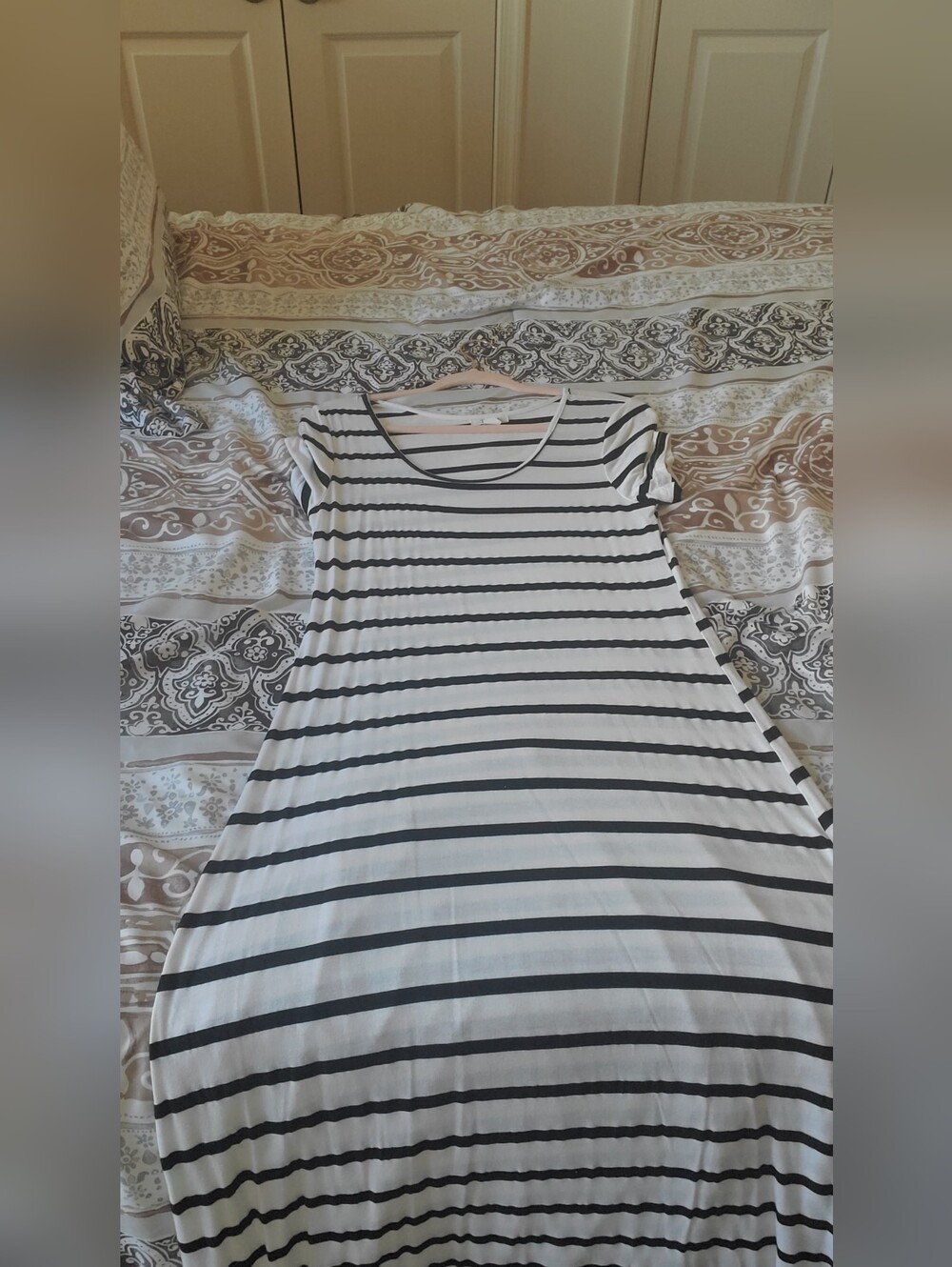 Exist White and Black Striped Short-Sleeve Maxi Dress